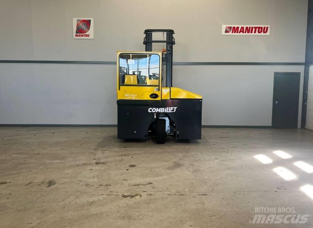 Combilift C3000ET Електронавантажувачі