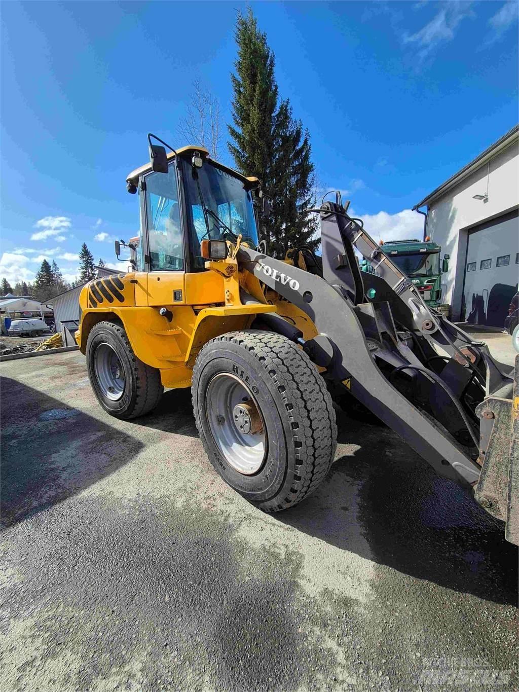 Volvo L45 Фронтальні навантажувачі