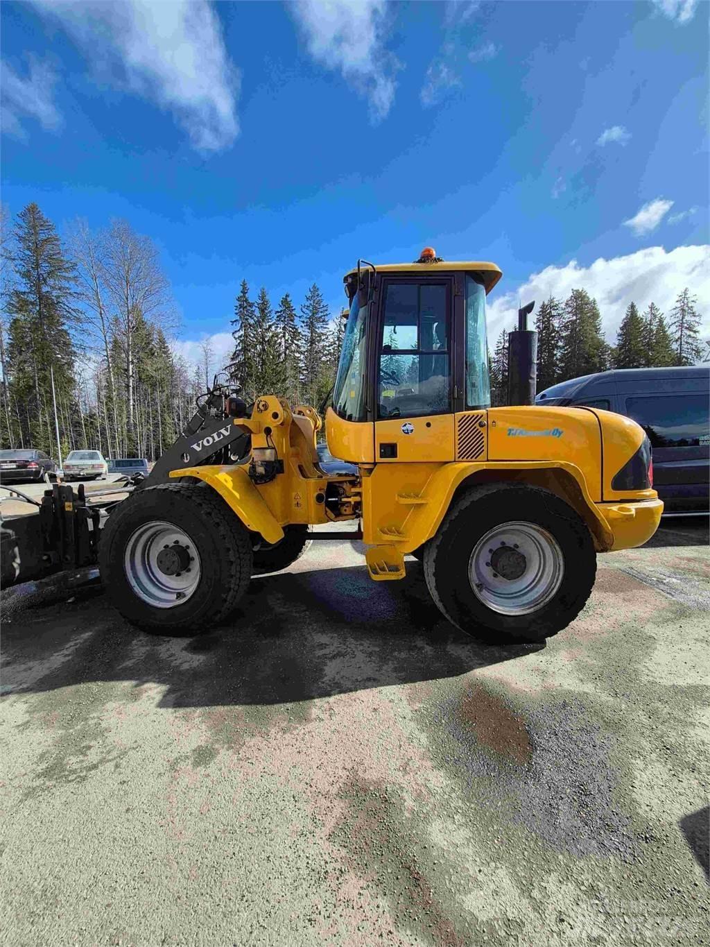Volvo L45 Фронтальні навантажувачі