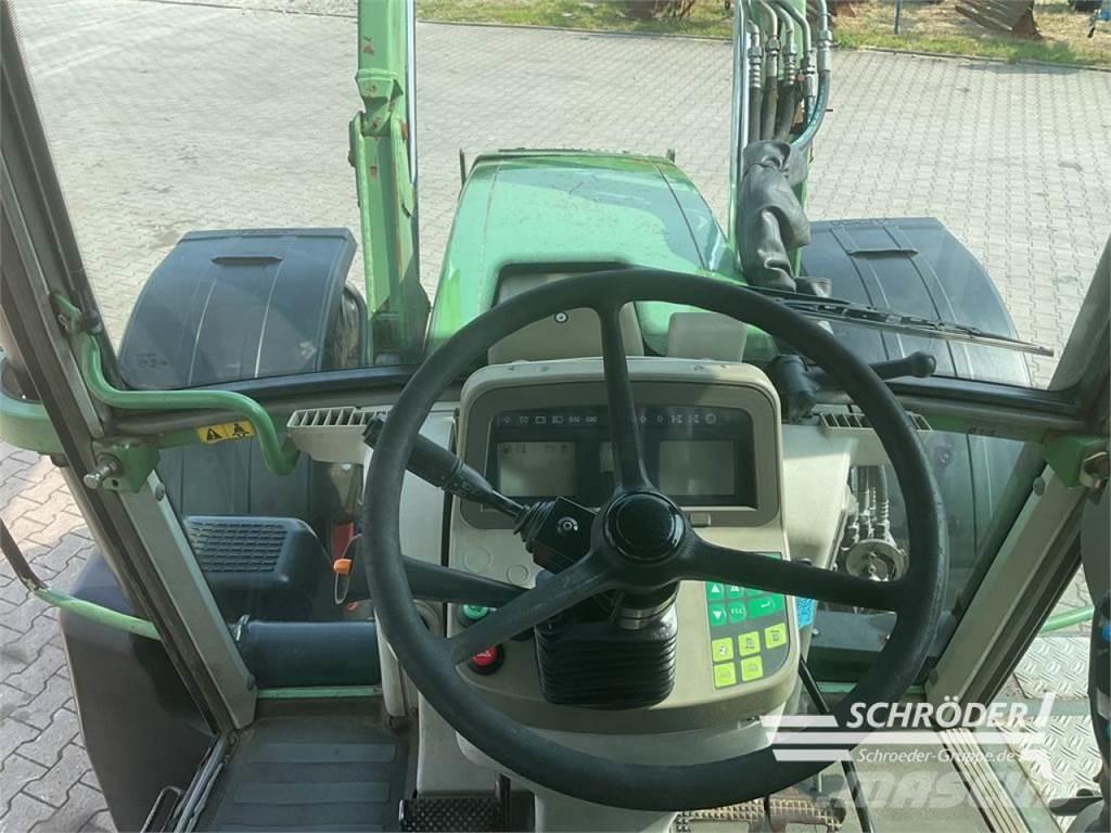 Fendt 712 VARIO Трактори