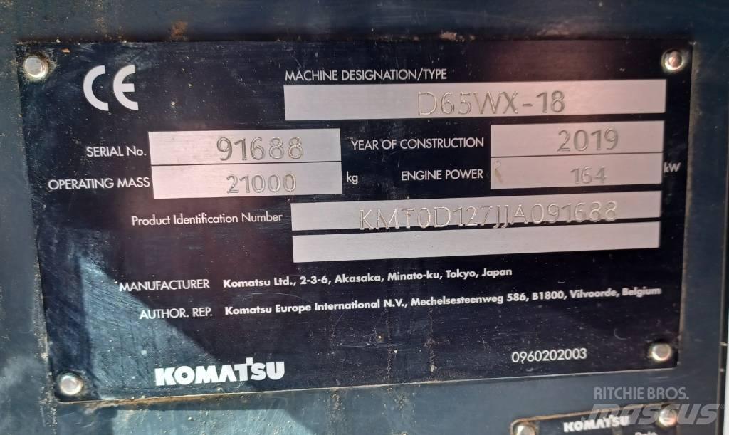 Komatsu D65WX-18 Гусеничні бульдозери