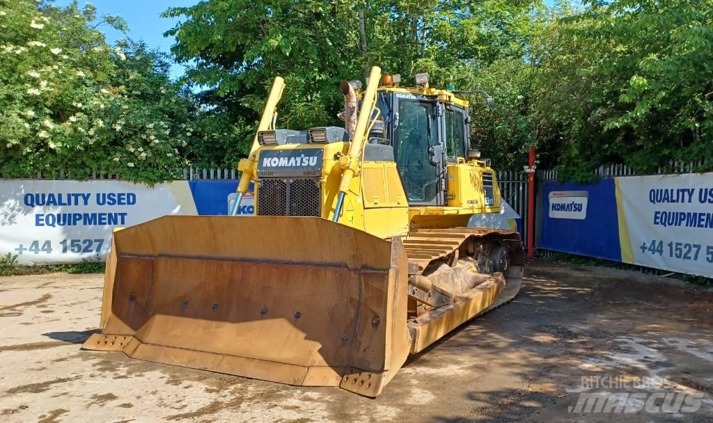 Komatsu D65WX-18 Гусеничні бульдозери