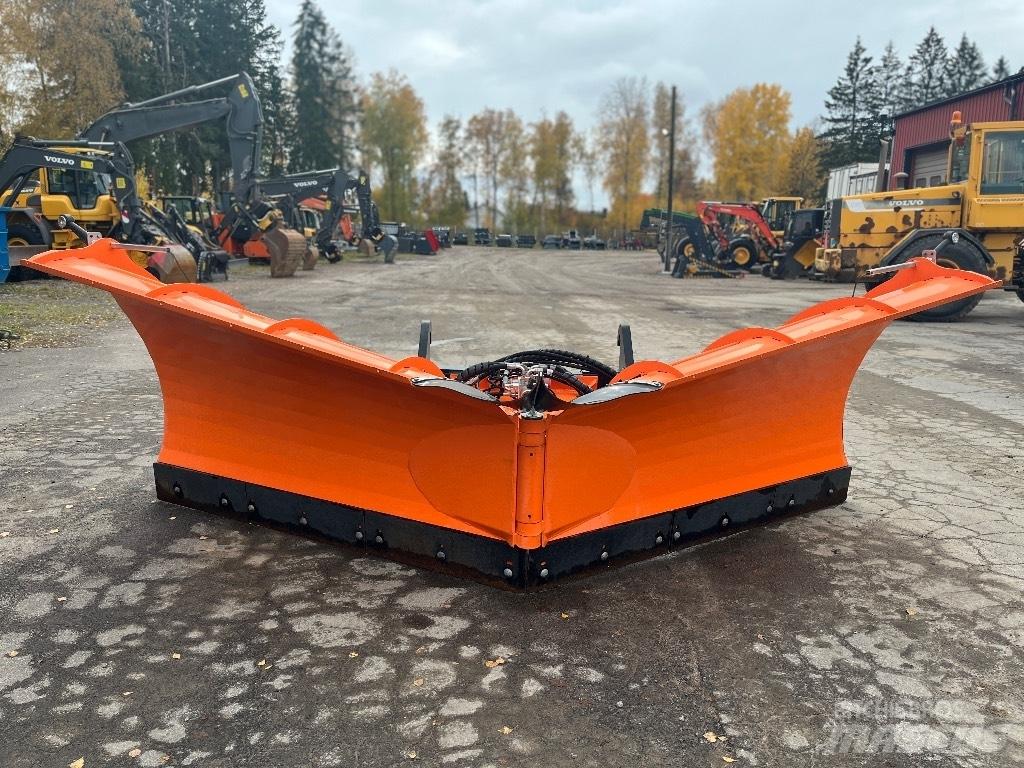 Pronar Vikplog 4m HD Плуги