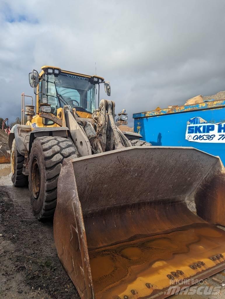 Volvo L 120 H Фронтальні навантажувачі