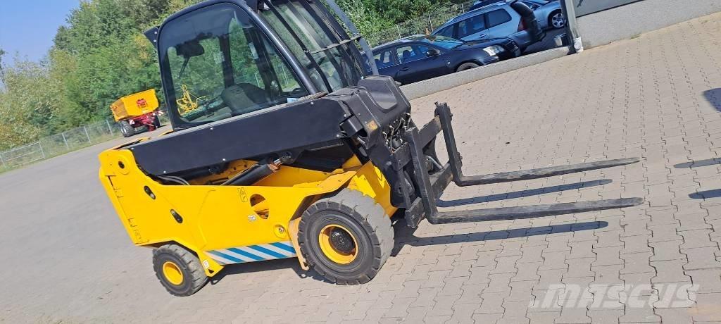 JCB TLT 30-19E 2WD Електронавантажувачі