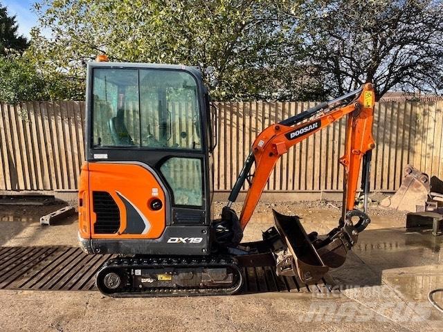 Doosan DX 19 Міні-екскаватори < 7т