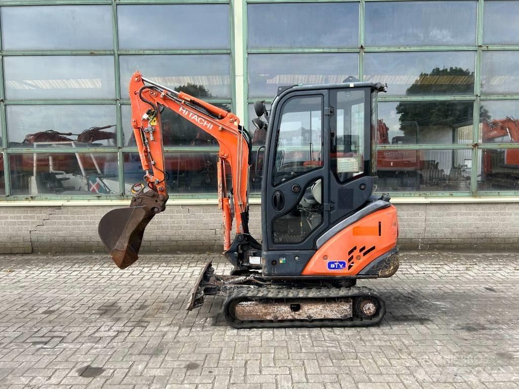 Hitachi ZX 18-3 CLR Міні-екскаватори < 7т