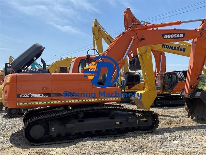 Doosan DX 260LC Гусеничні екскаватори
