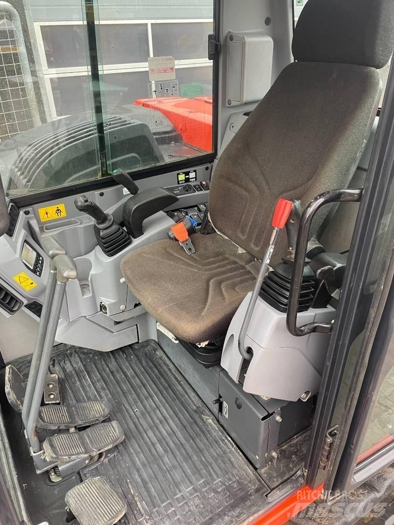 Kubota KX080-4a Середні екскаватори 7т. - 12т.