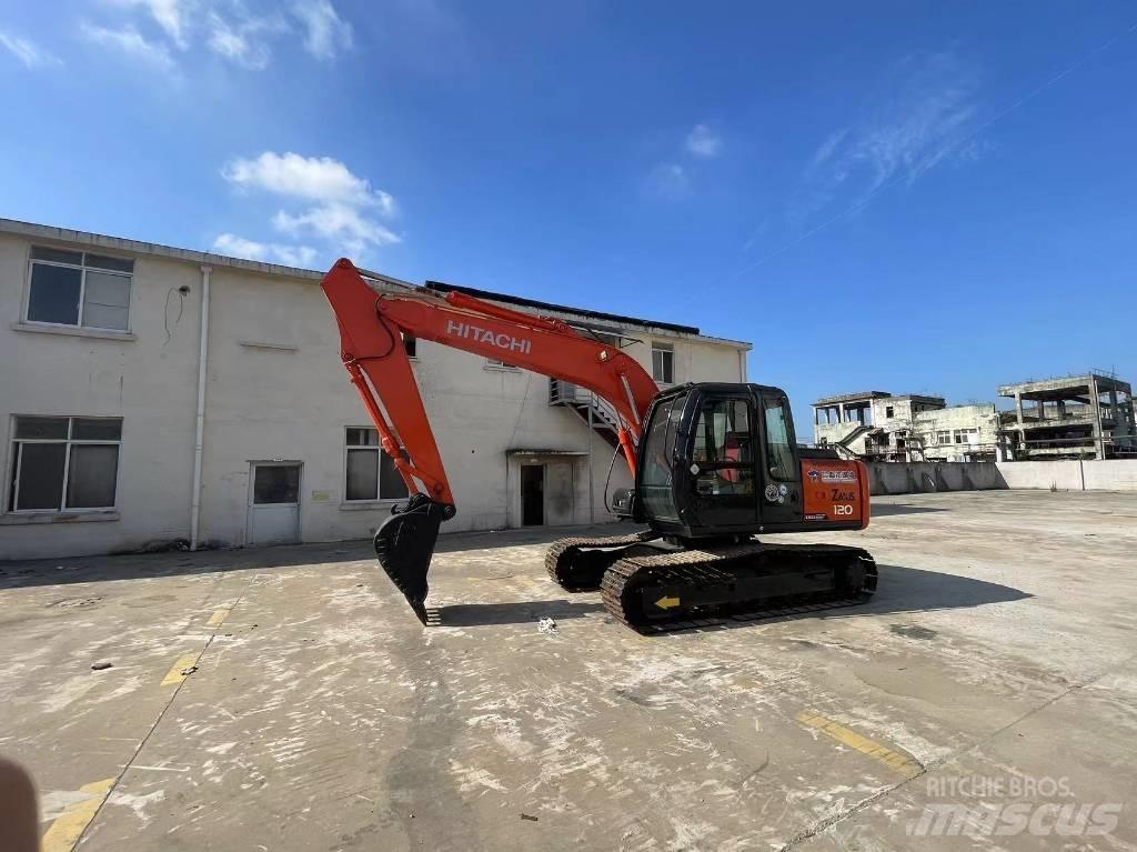 Hitachi ZX 120 Гусеничні екскаватори