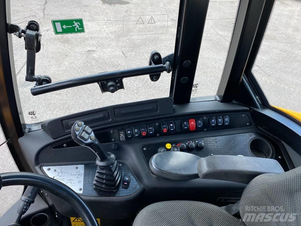 JCB 409 T4 Фронтальні навантажувачі