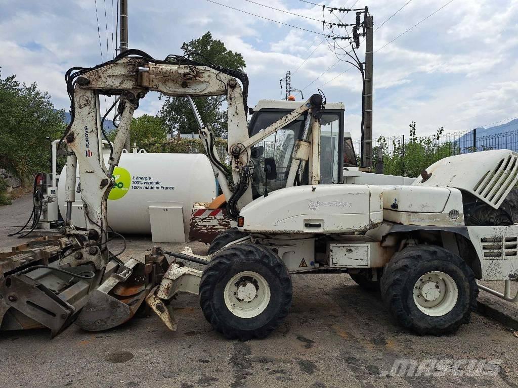 Mecalac 12 MTX Колісні екскаватори