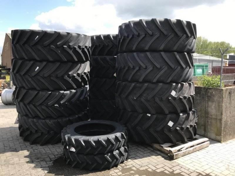 BKT 710/70R38 Колеса