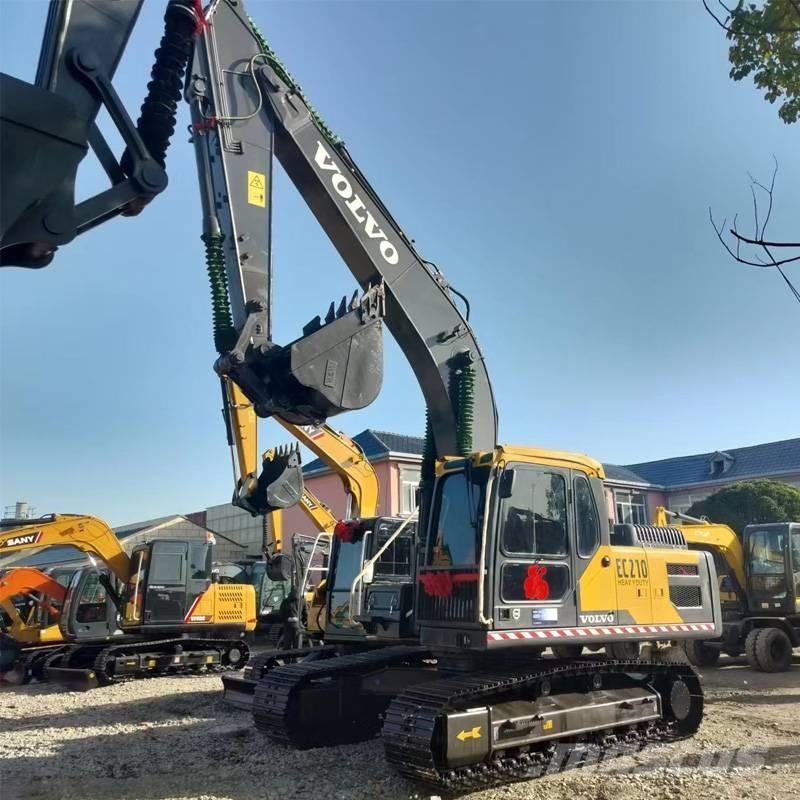 Volvo EC 210 Гусеничні екскаватори