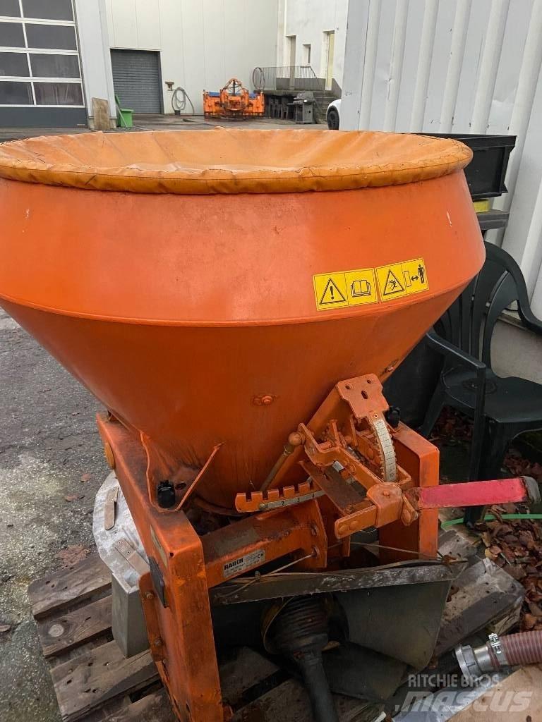 Kubota STW 34 Трактори