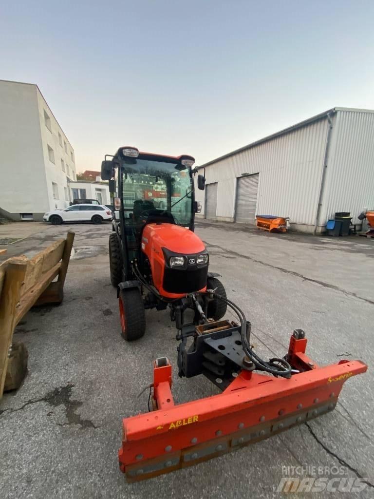 Kubota STW 34 Трактори