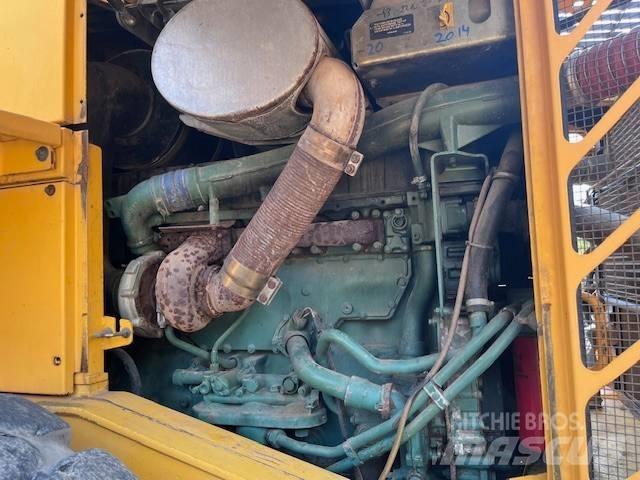 Volvo L 180 E Фронтальні навантажувачі