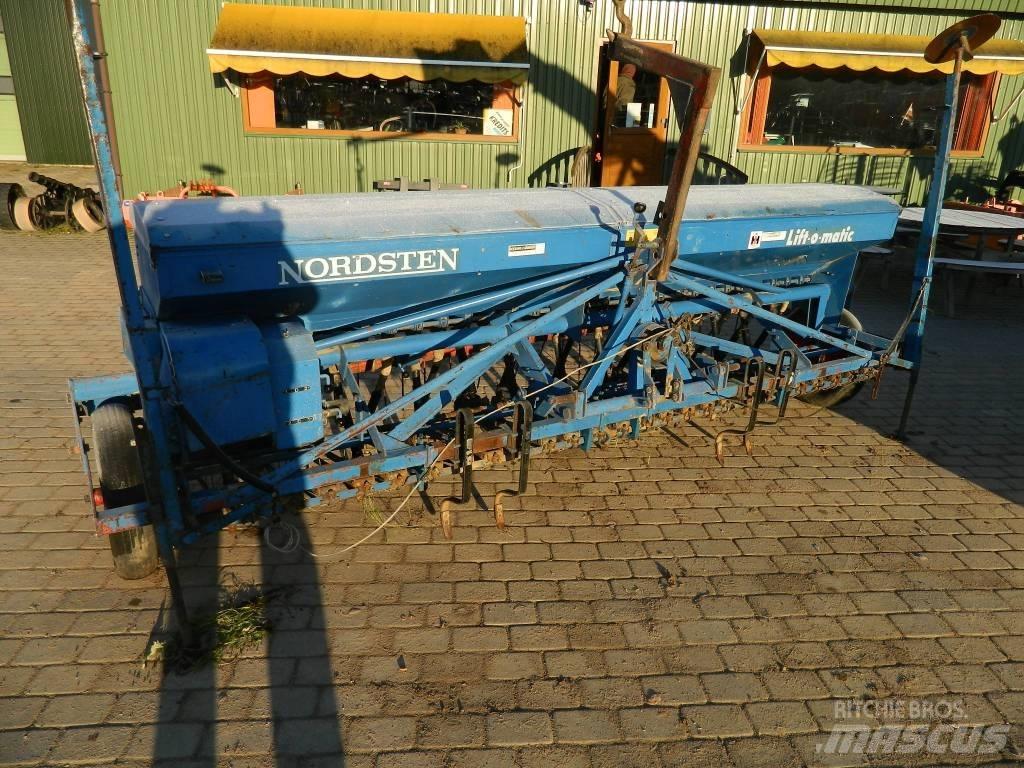 Nordsten Lift omatic Сівалки