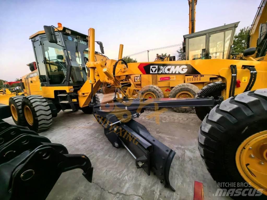 XCMG GR 2153 Грейдери