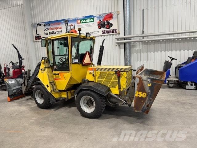 Wille 345 Навантажувачі зі змінним робочим обладнанням