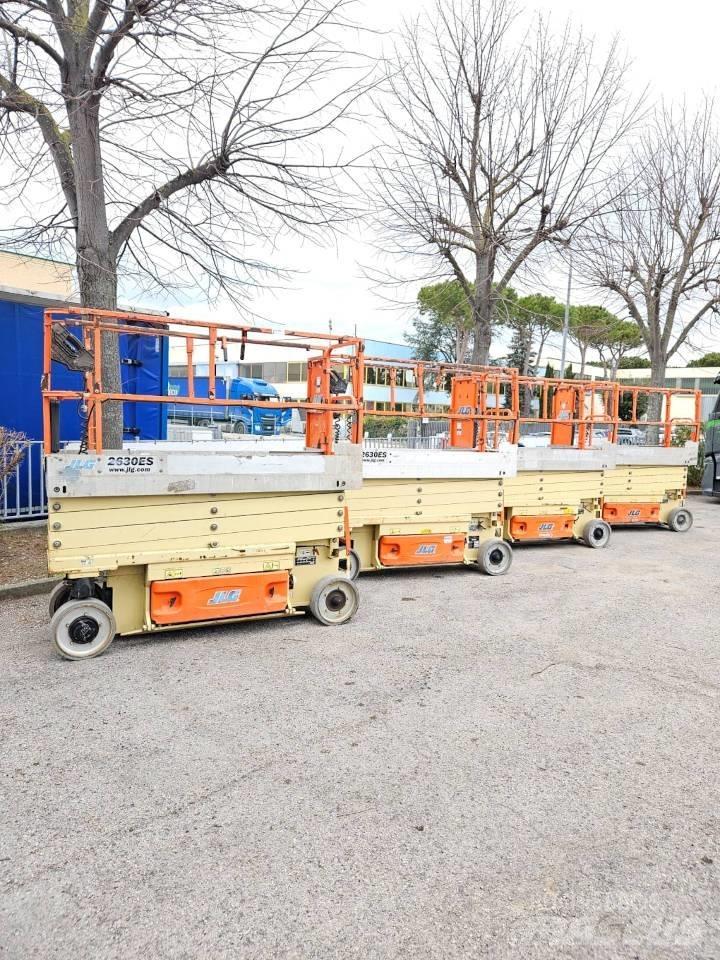 JLG 2630 ES Підйомники-ножиці