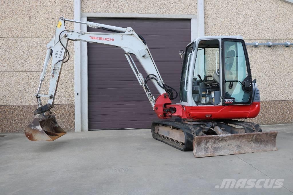 Takeuchi TB 250 Міні-екскаватори < 7т