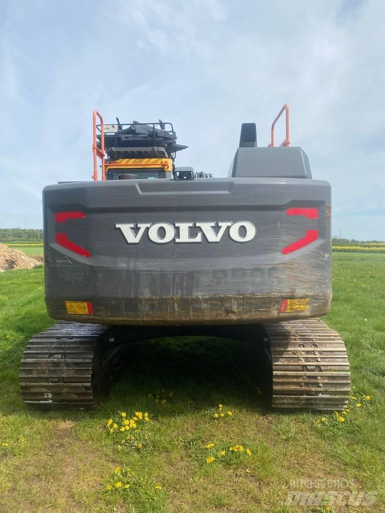 Volvo EC 220 EL Гусеничні екскаватори