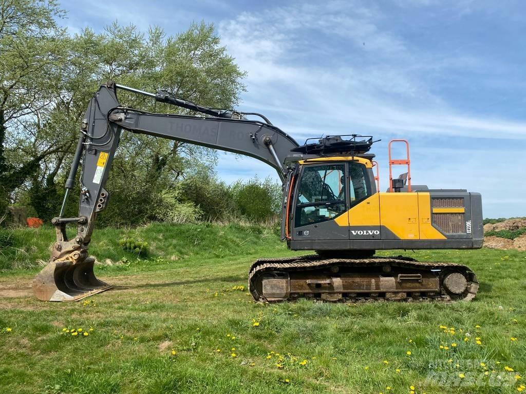 Volvo EC 220 EL Гусеничні екскаватори