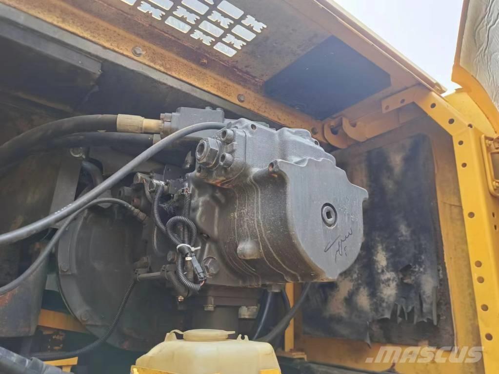 Komatsu PC 400-8 Гусеничні екскаватори