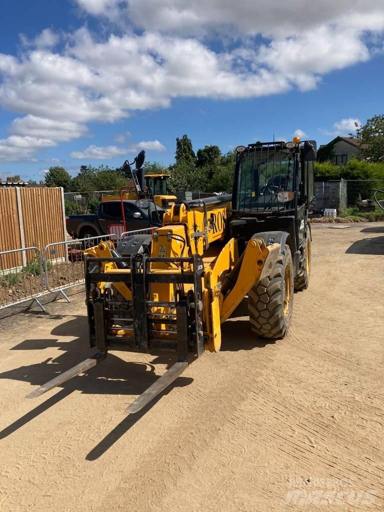 JCB 535 V 125 Телескопічні навантажувачі