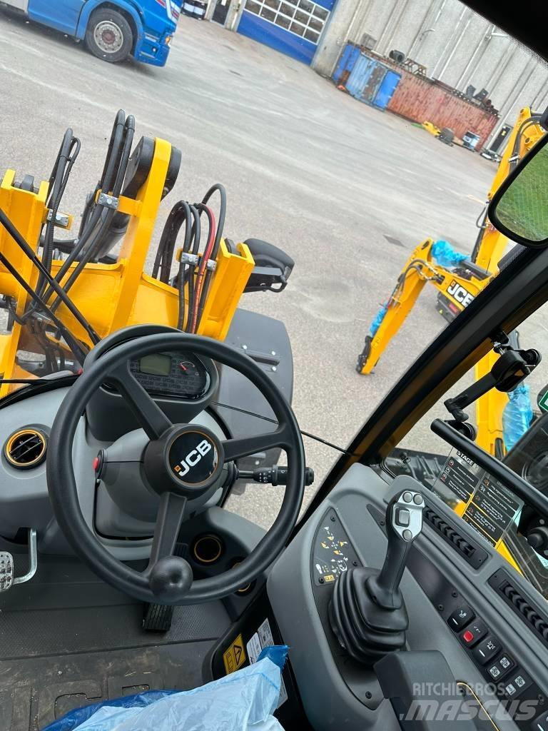 JCB 407 Фронтальні навантажувачі