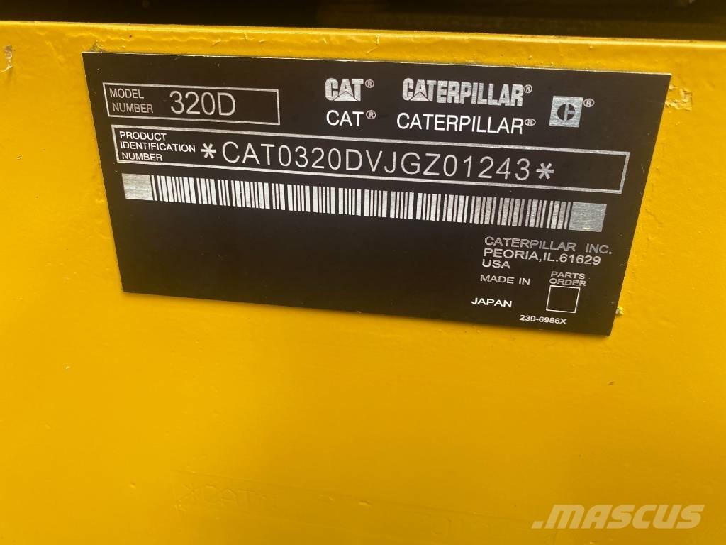 CAT 320 D Гусеничні екскаватори