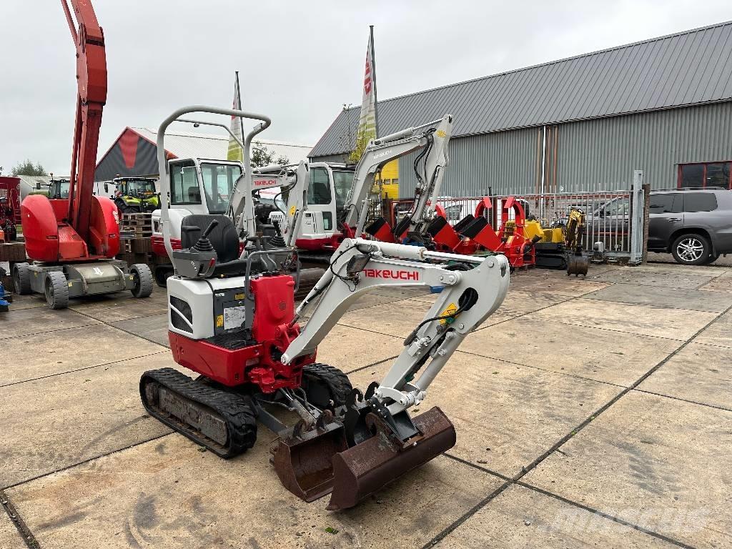 Takeuchi TB 210 R Міні-екскаватори < 7т