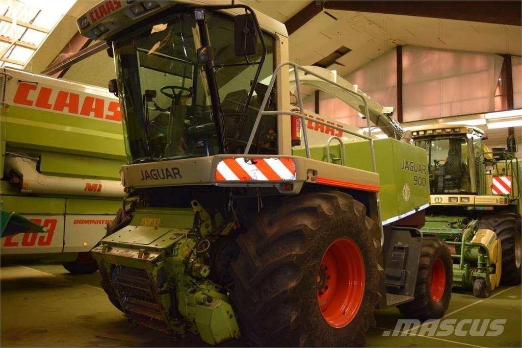 CLAAS Jaguar 900 Кормозбиральні комбайни