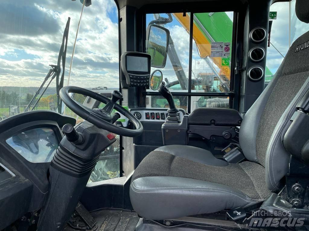 Hyundai HL 960 Фронтальні навантажувачі