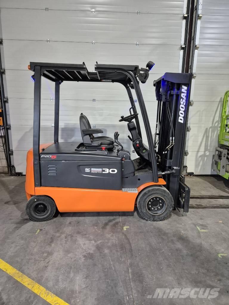 Doosan B 30 X-5 Електронавантажувачі