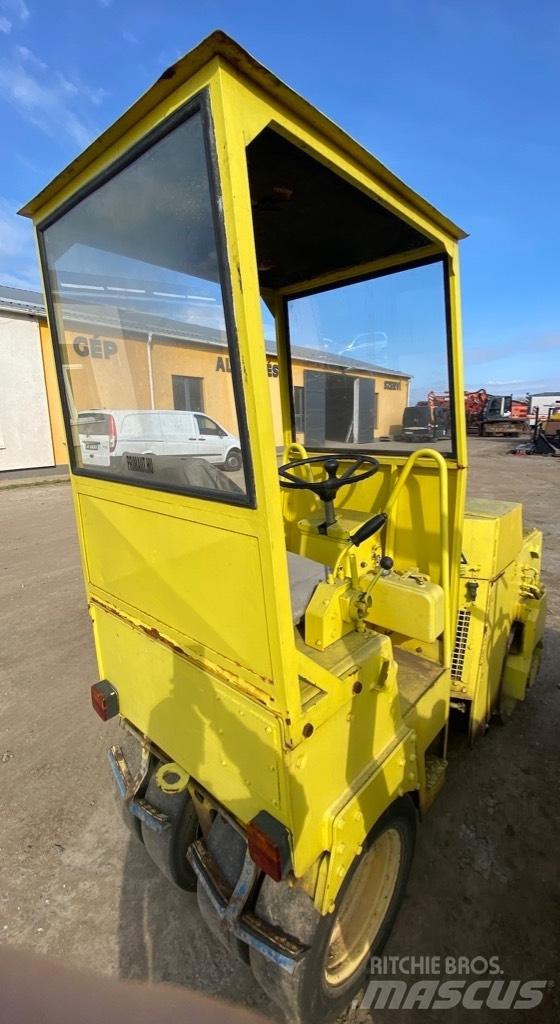 Bomag BW 100 AC Комбіновані катки