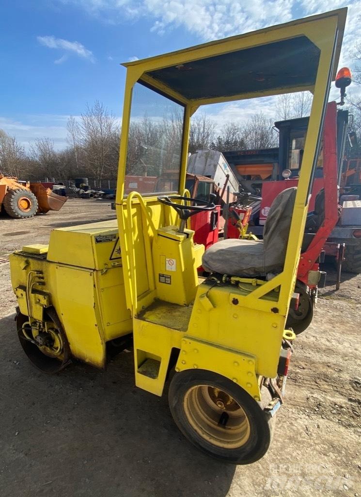 Bomag BW 100 AC Комбіновані катки