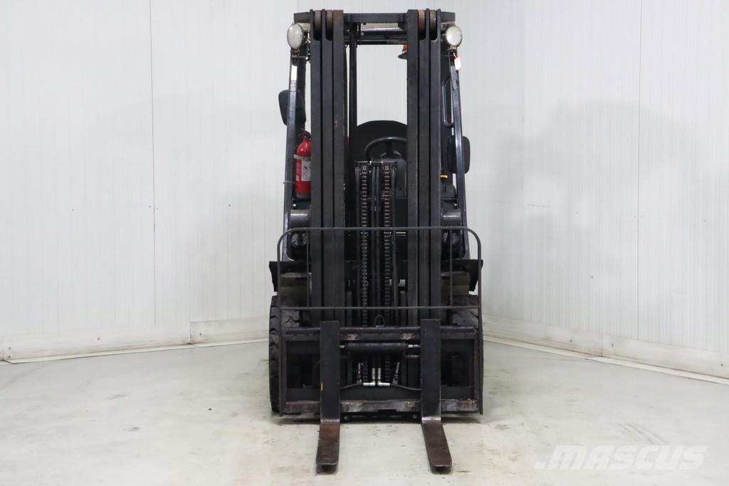 Nissan U1D2A20LQ Газові навантажувачі