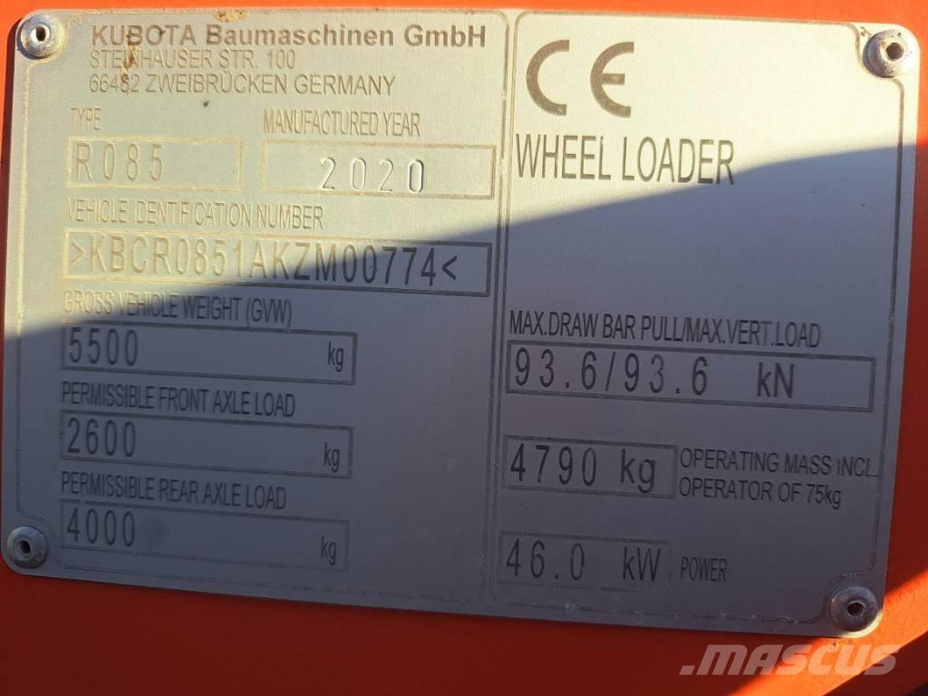 Kubota R 085 Фронтальні навантажувачі