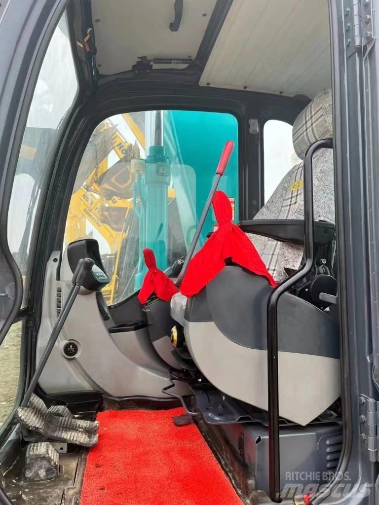 Kobelco SK 140 Гусеничні екскаватори