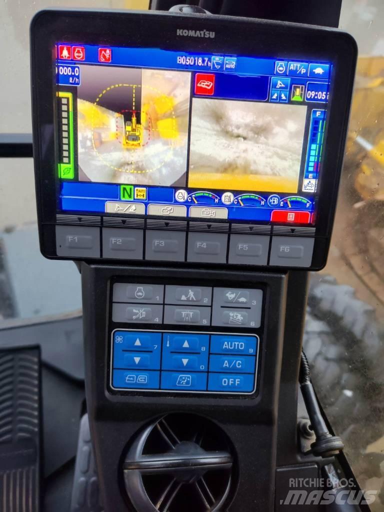 Komatsu PW180-11 Колісні екскаватори
