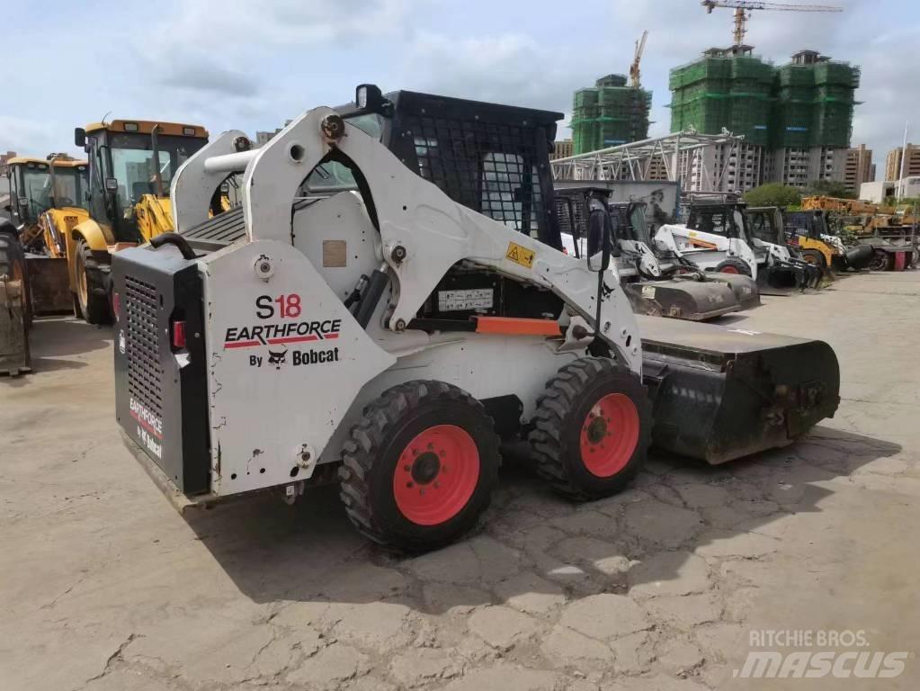 Bobcat S 16 Міні-навантажувачі
