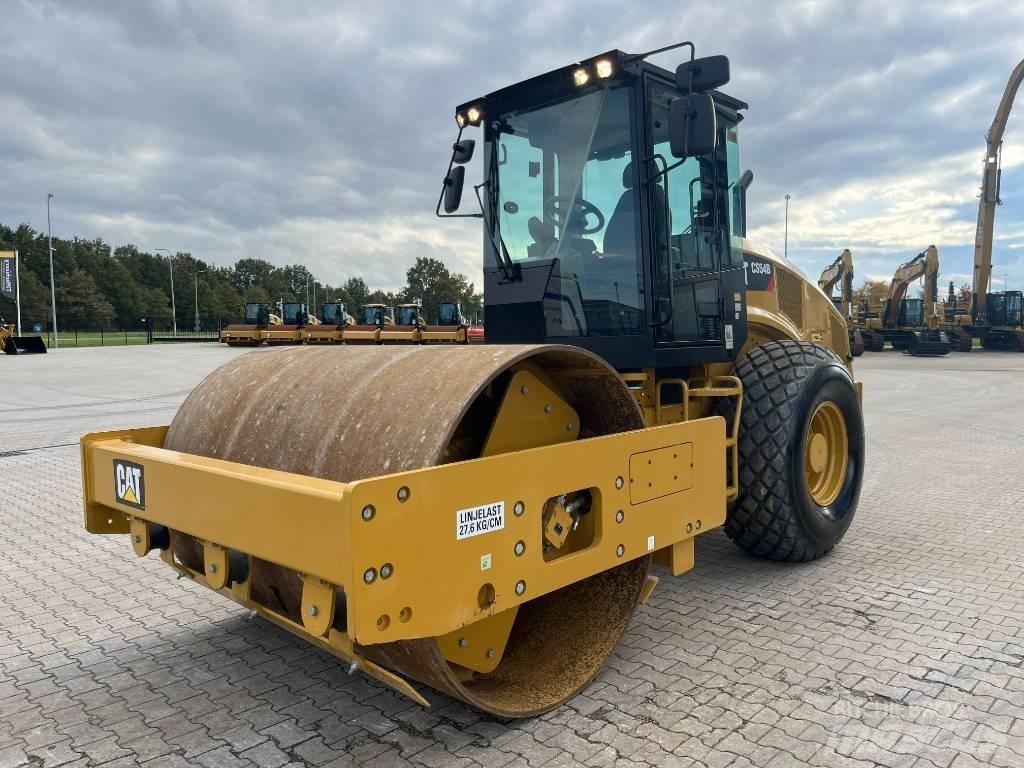 CAT CS 54 B Грунтові котки