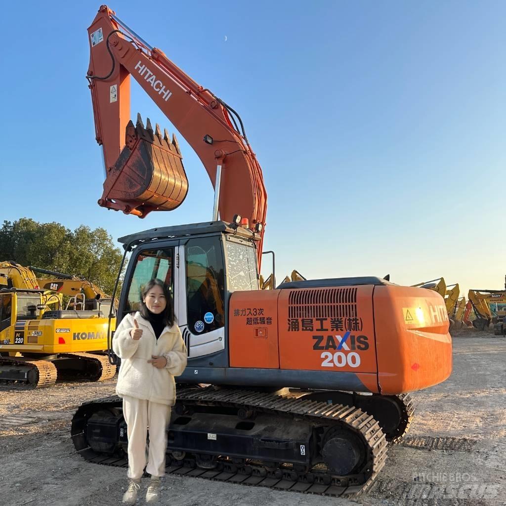 Hitachi ZX 200-3 Гусеничні екскаватори