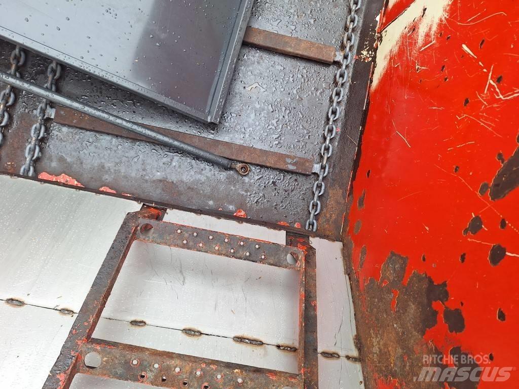 Metal-Fach N272/2 Розсіювачі гною