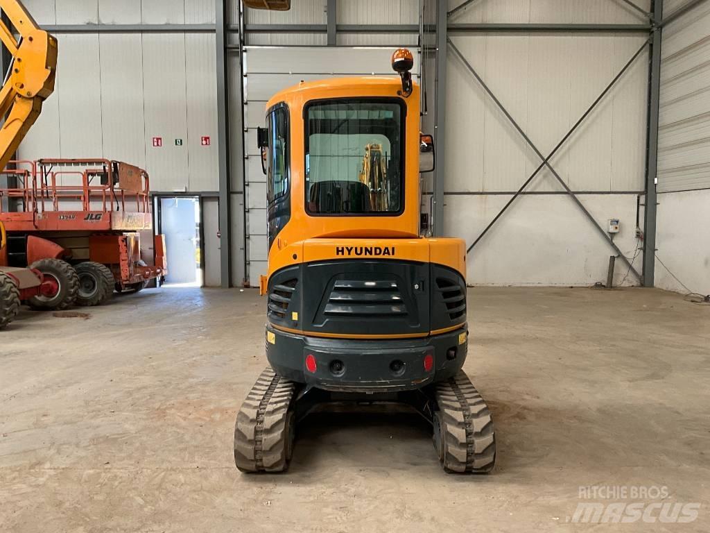 Hyundai 30 Z-9AK Міні-екскаватори < 7т