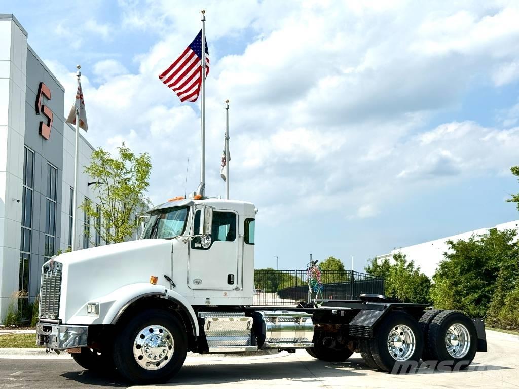 Kenworth T 800 Тягачі