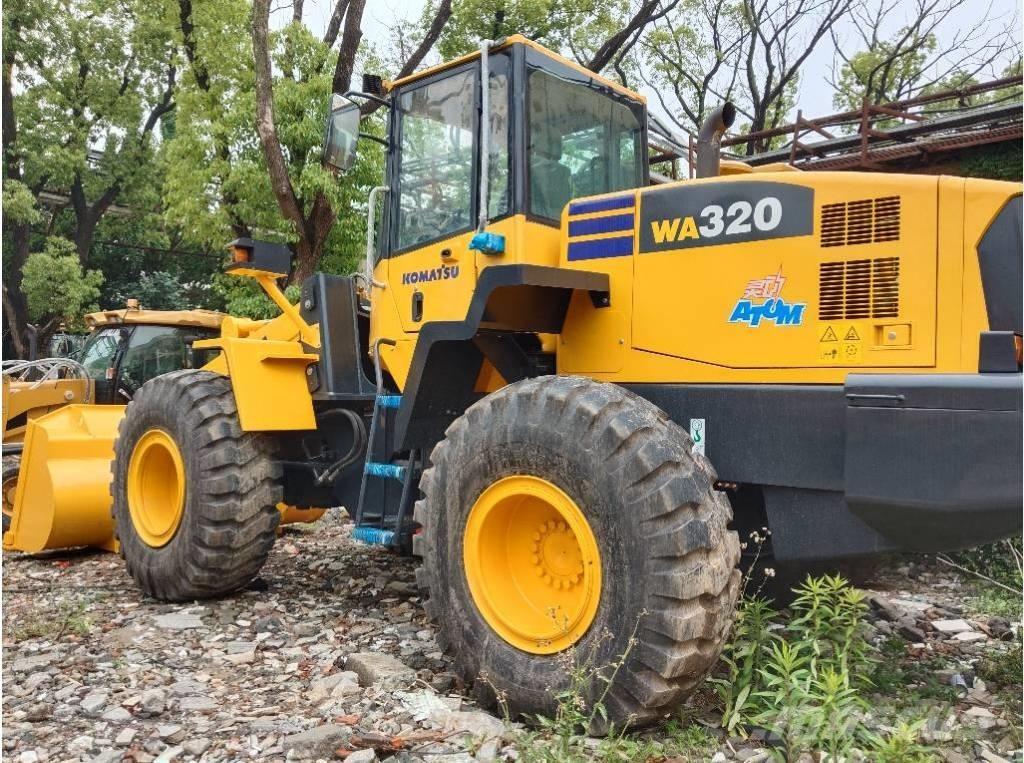 Komatsu WA 320-5 Фронтальні навантажувачі