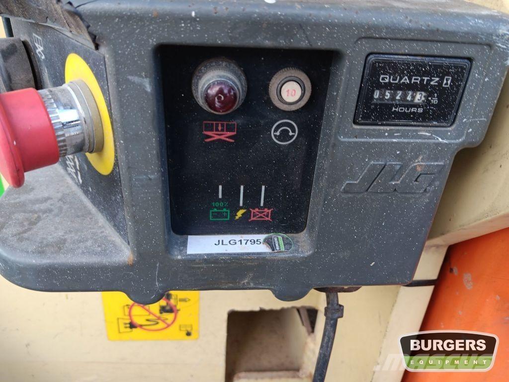 JLG 2646ES Підйомники-ножиці